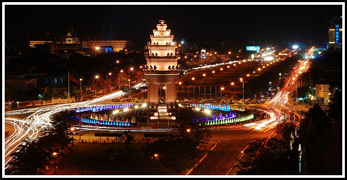 monument-de-independance-phnompenh