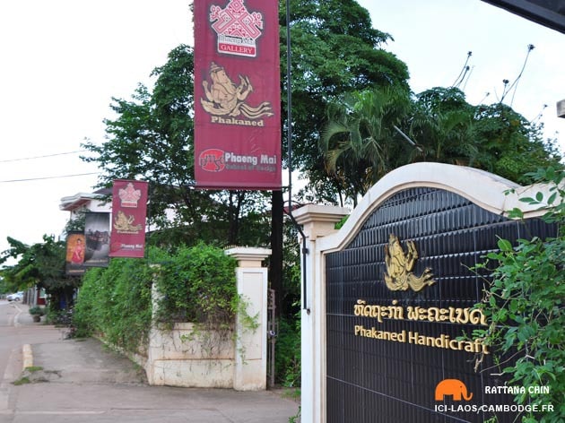 phakaned-handicraft-vientiane