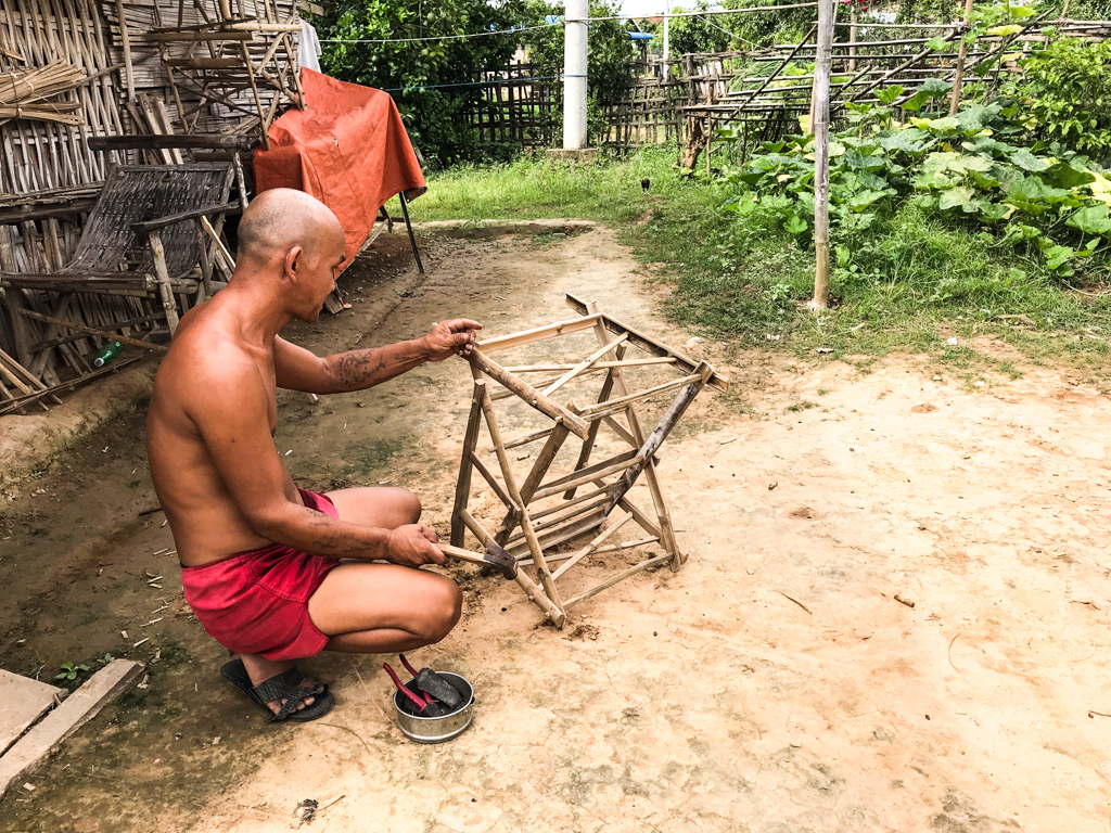Fabrication de chaise en bamboo Hsipaw 