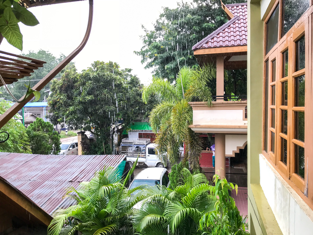 Mr Charles guesthouse Hsipaw