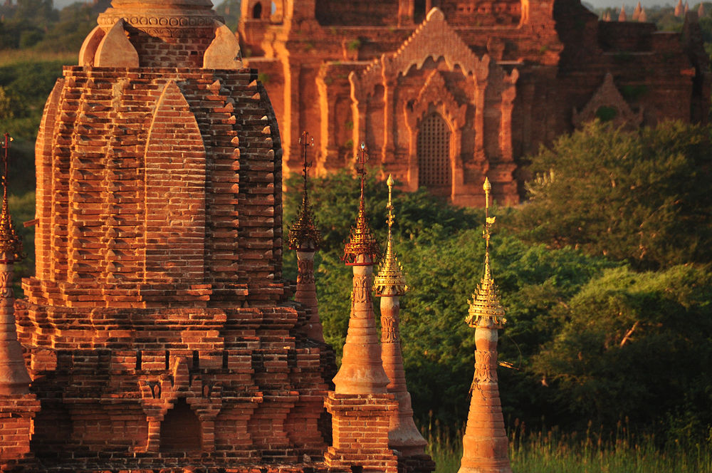 Temple de brique rouge à Bagan