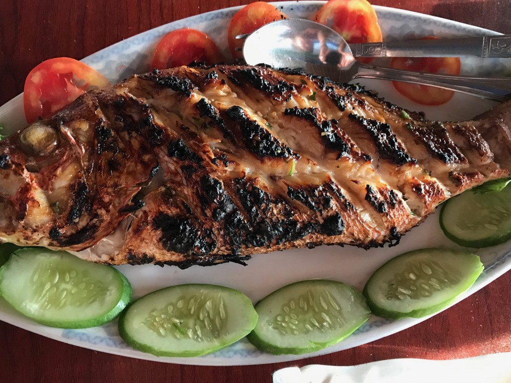 Poisson au restaurant Maung ma Gan Beach