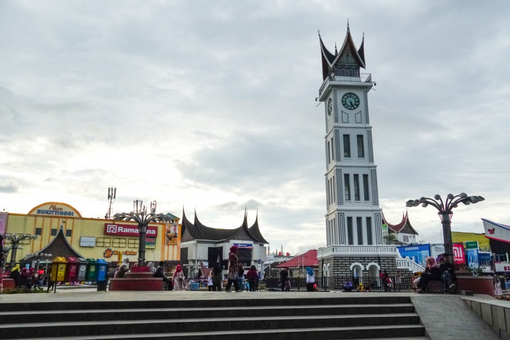 Tour de l'horloge à Bukittinggi