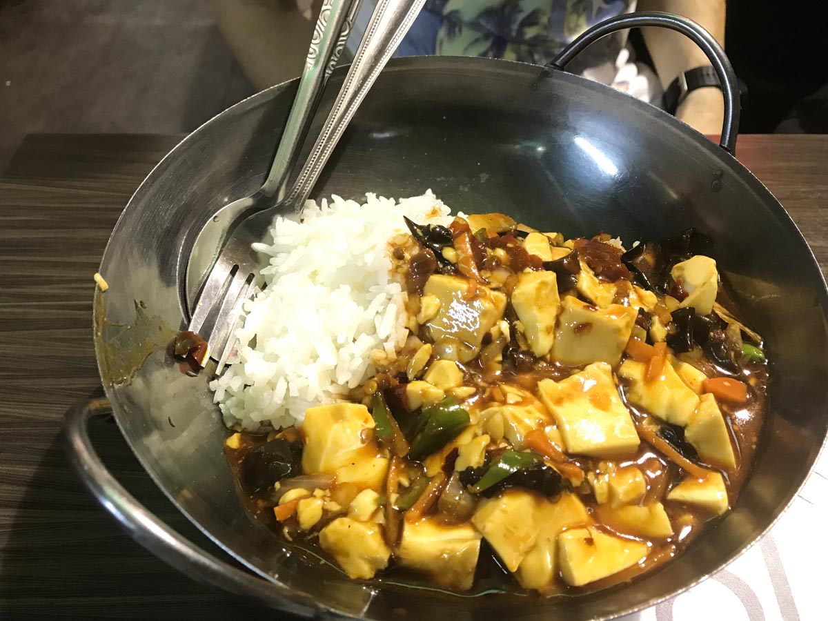 Repas à Bugis village