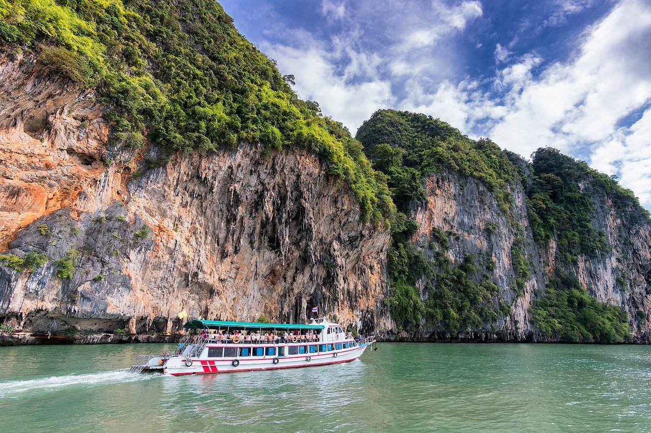 Croisière bateau dans baie de Phang Nga