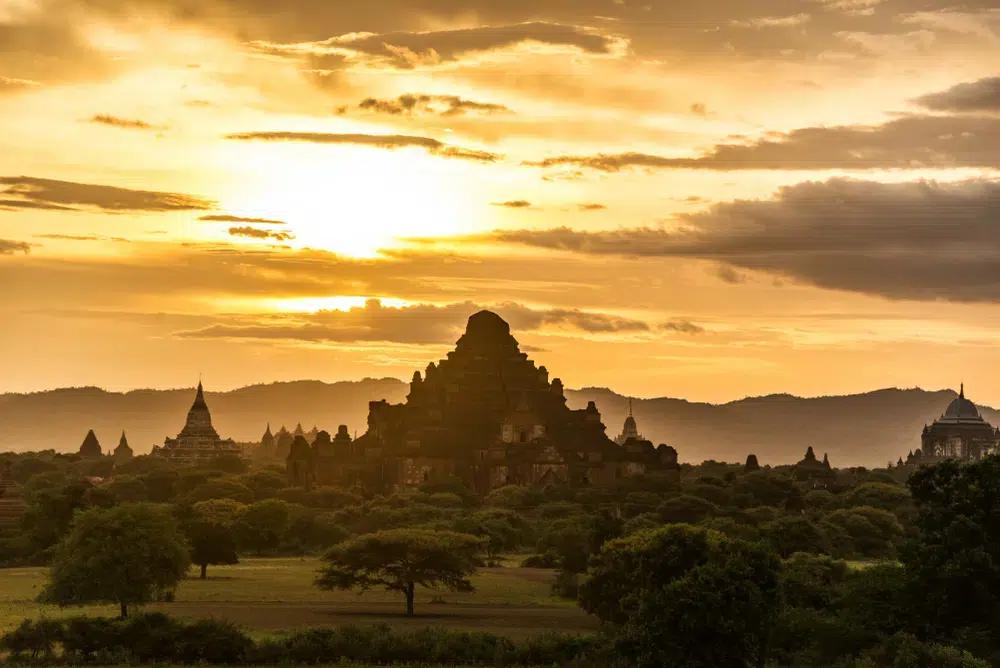 coucher de soleil bagan.jpg