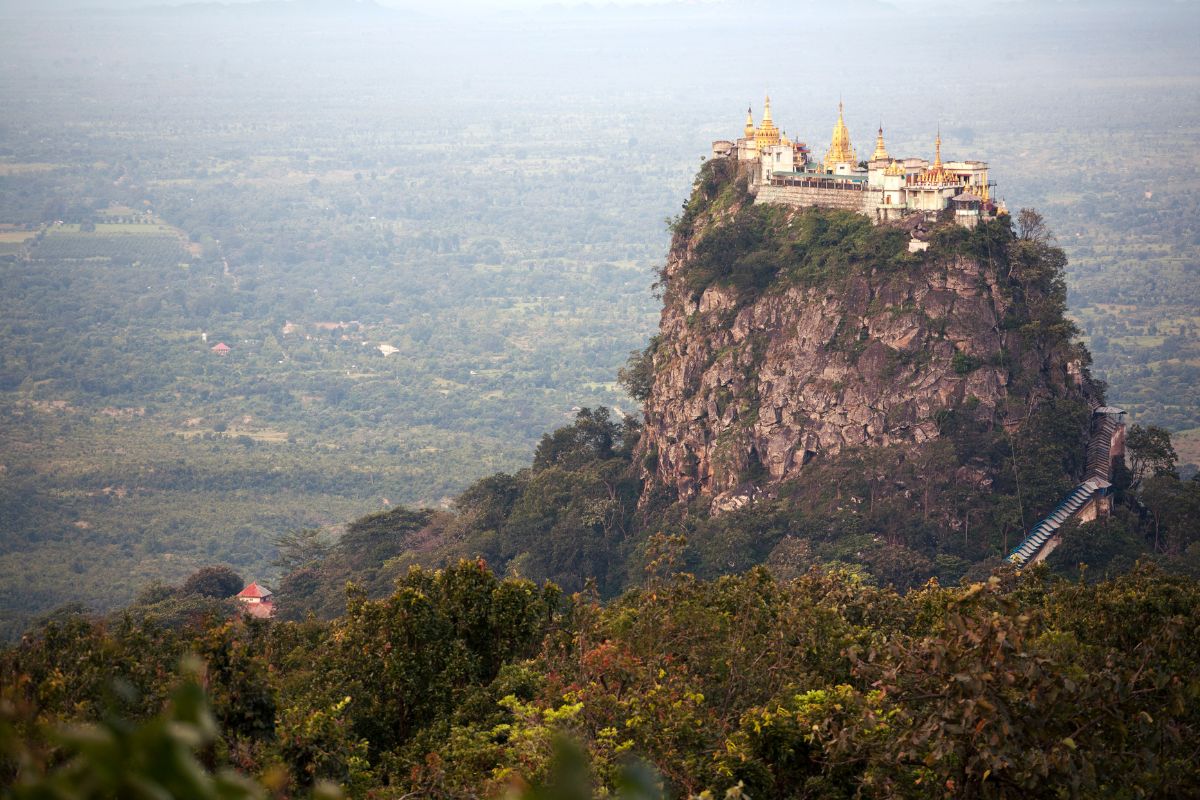 visiter le mont popa