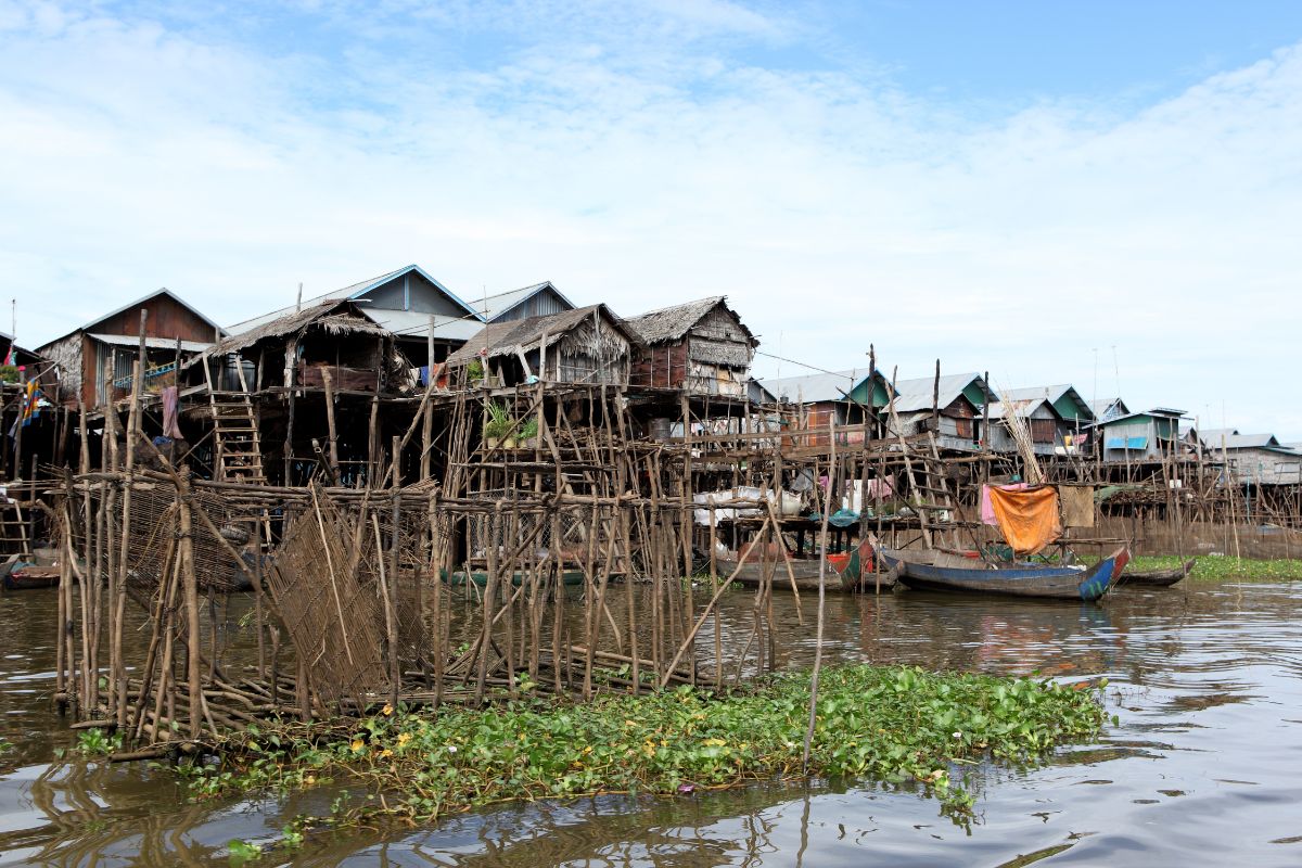 Villages flottants au Cambodge